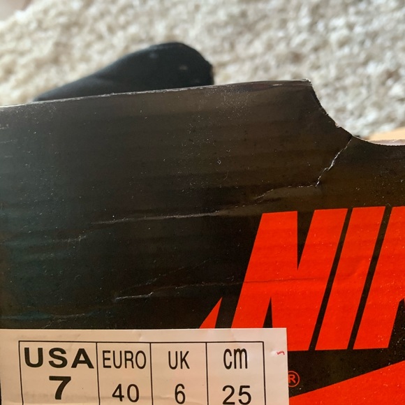 shoes - Picture 4 of 4